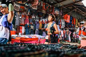 BIB: 
                            <button type="button" onclick="openModal(25553417)" class="btn btn-primary btn-sm float-right btn-popup" data-toggle="modal" data-target=".modal-high-quality">
                        <i class="fas fa-shopping-cart"></i> Add to Cart
                    </button>
                                            <button type="button" onclick="isThisMe(25553417, true)" class="btn btn-success btn-sm float-right btn-popup btn-isme hidden" data-toggle="tooltip" data-placement="bottom" title="นี่คือรูปของคุณใช่ไหม คลิกที่นี่เพื่อเอาเข้าอัลบั้ม">
                        <i class="fas fa-plus"></i> Add to album
                    </button>
                    <button type="button" onclick="isThisMe(25553417, false)" class="btn btn-warning btn-sm float-right btn-popup btn-isnotme hidden">
                        <i class="fas fa-ban"></i> Remove from album
                    </button>